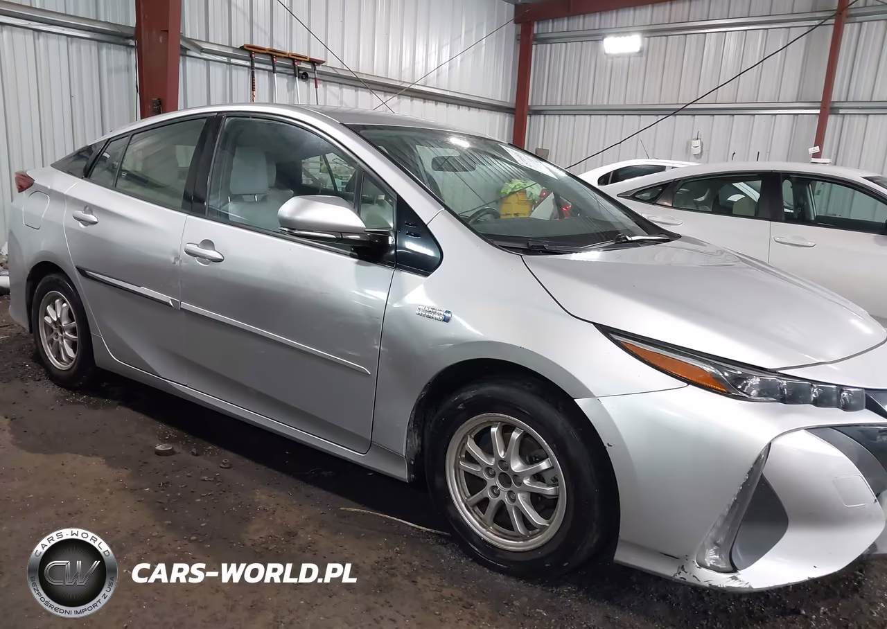 2017 Toyota Prius Prime Premium VIN:JTDKARFP4H3012032 - 6