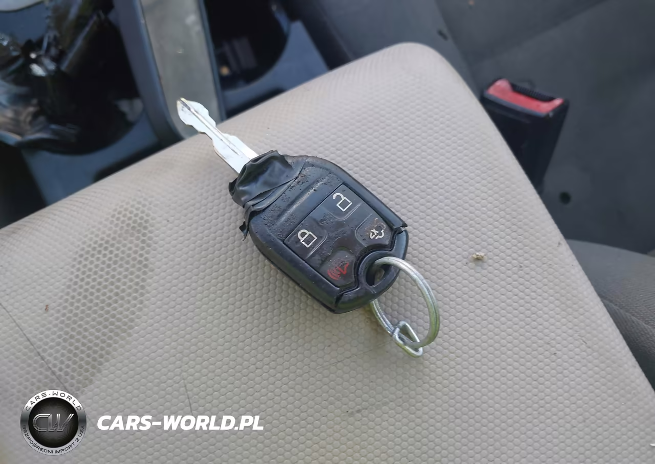 2012 Ford Escape Xls VIN:1FMCU0C70CKB93989 - 11