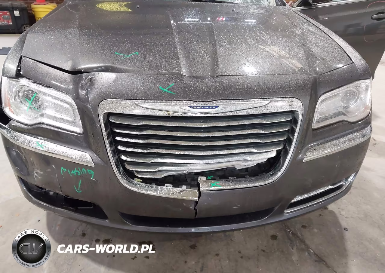 2013 Chrysler 300 Motown VIN:2C3CCAAGXDH614033 - 6