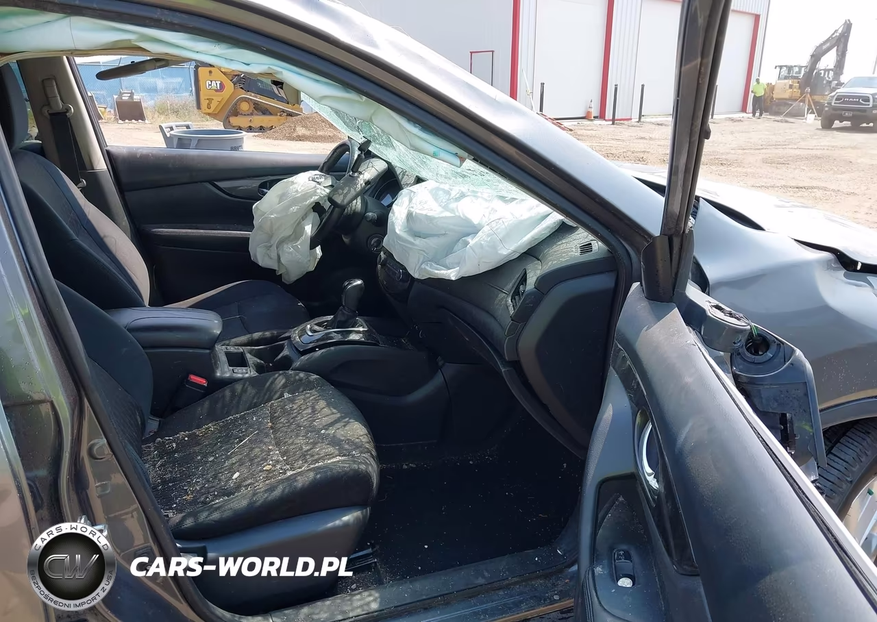 2018 Nissan Rogue S VIN:5N1AT2MV4JC843191 - 5