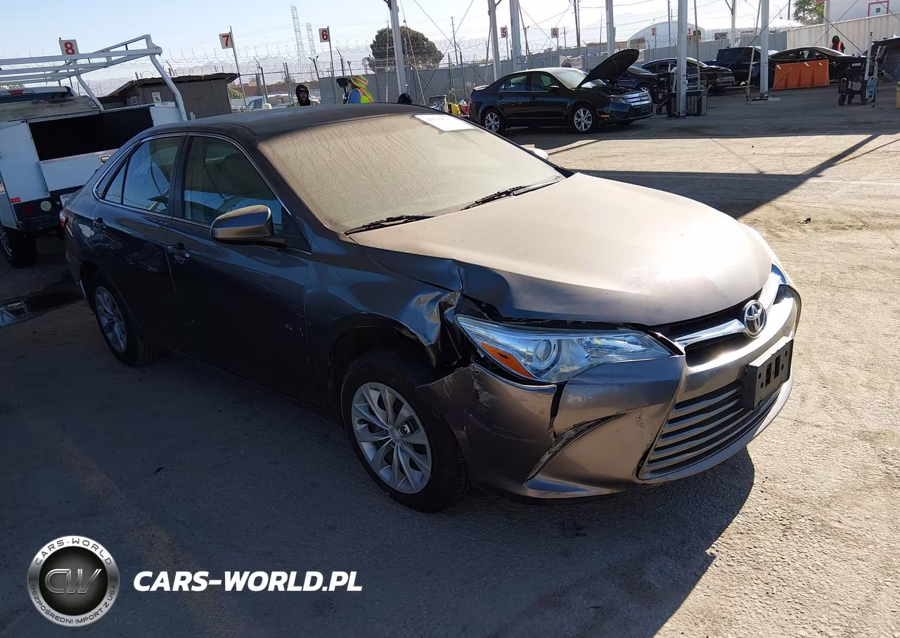2017 Toyota Camry Le