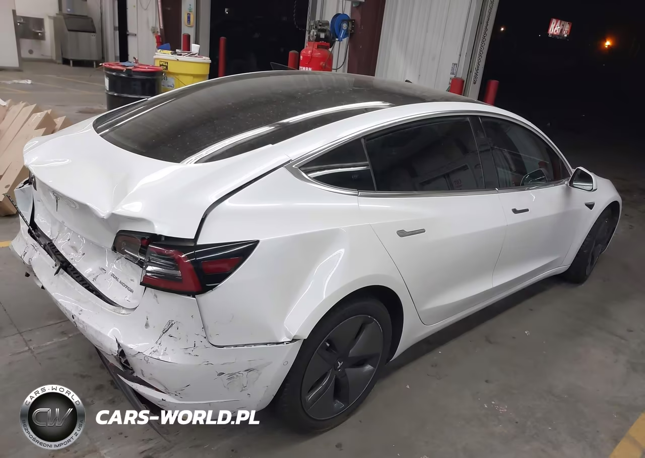 2018 Tesla Model 3 Long Range-Performance VIN:5YJ3E1EB6JF181431 - 4
