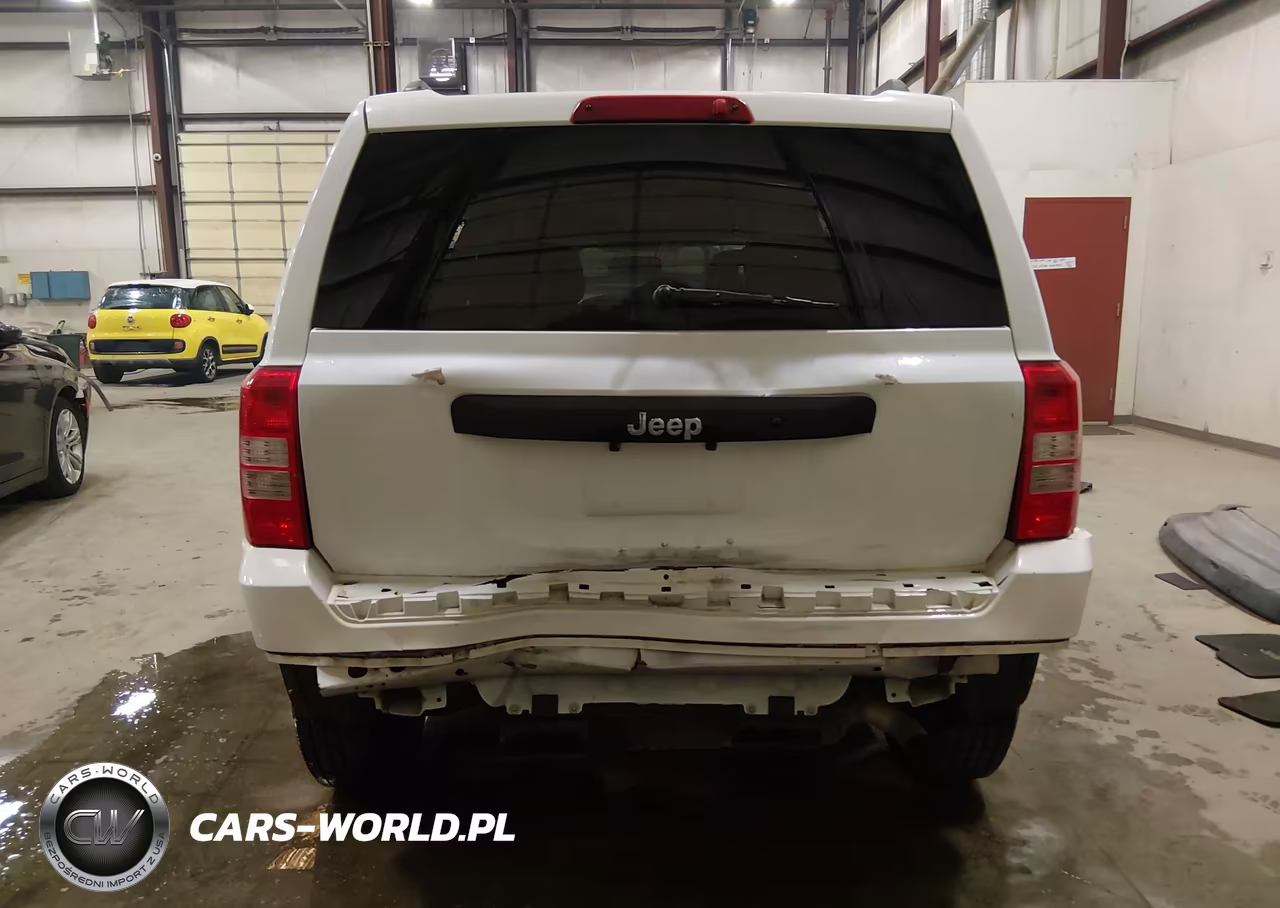 2016 Jeep Patriot Sport VIN:1C4NJPBB6GD804056 - 16