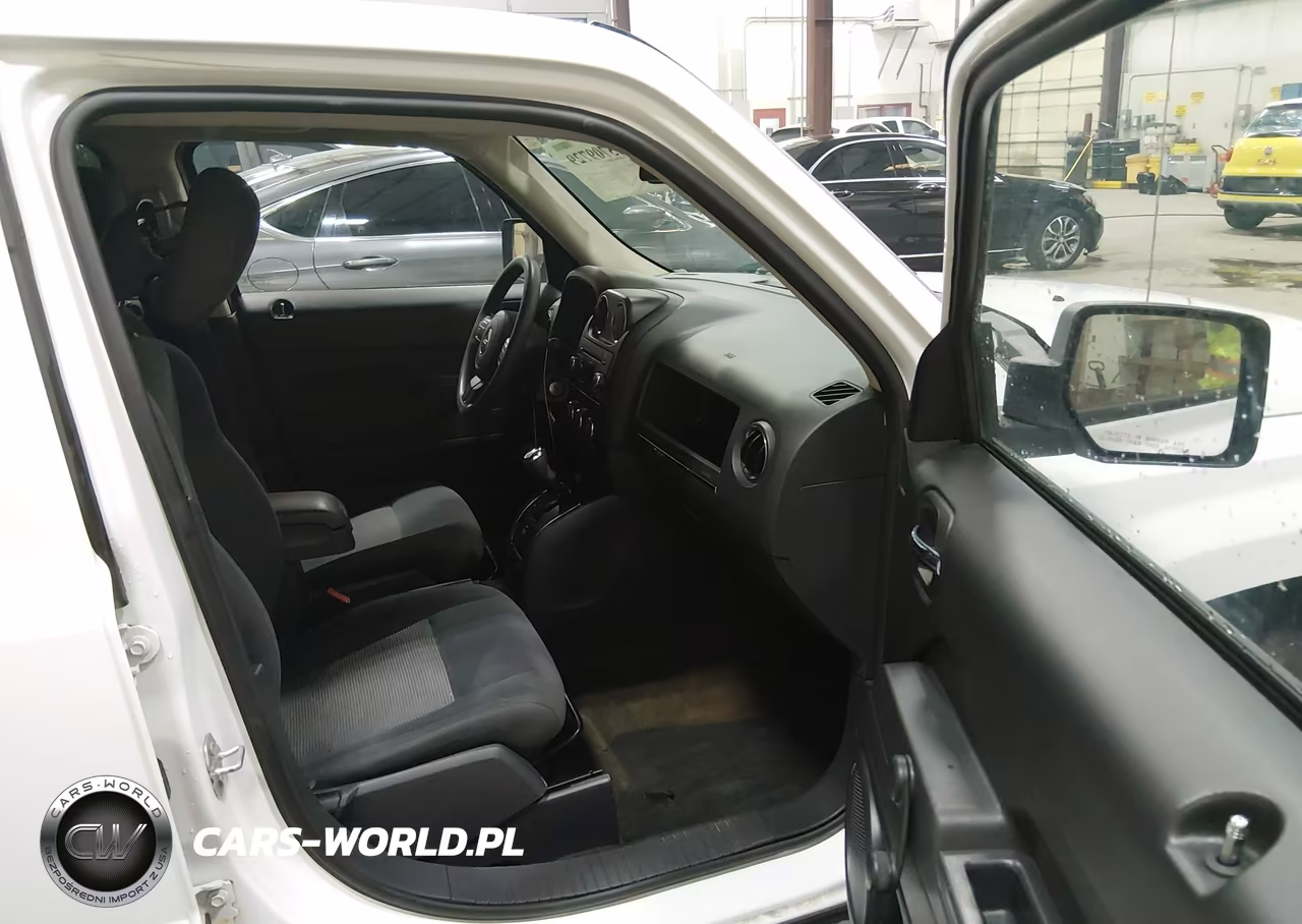 2016 Jeep Patriot Sport VIN:1C4NJPBB6GD804056 - 5