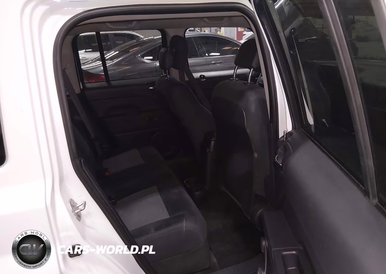 2016 Jeep Patriot Sport VIN:1C4NJPBB6GD804056 - 8