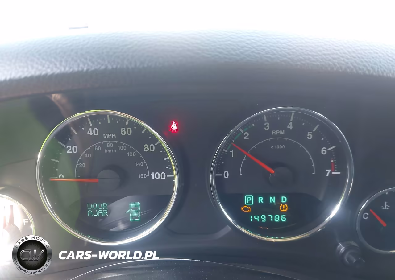 2013 Jeep Wrangler Unlimited Sahara VIN:1C4HJWEG0DL574613 - 7