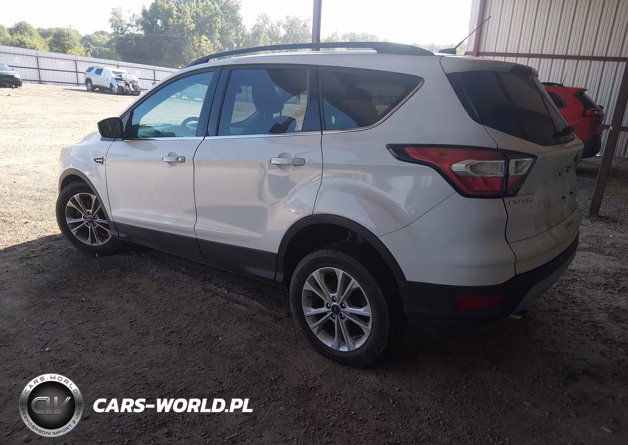 2018 Ford Escape Se VIN:1FMCU0GD1JUA74978 - 3