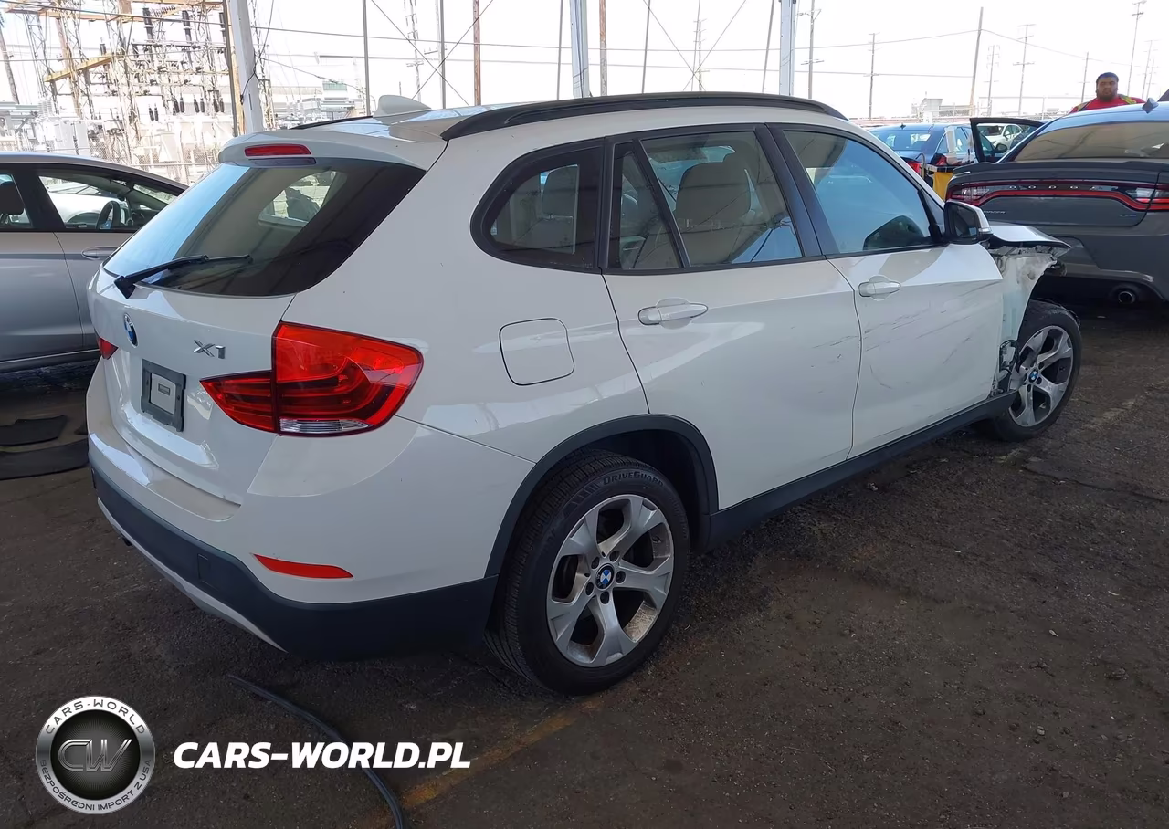 2014 BMW X1 Sdrive28I VIN:WBAVM1C54EVW51128 - 4
