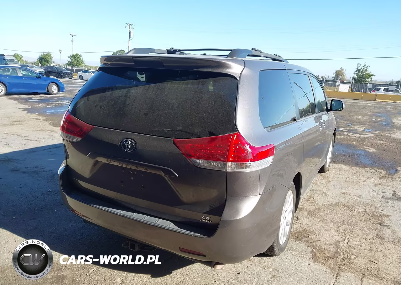 2014 Toyota Sienna Le 7 Passenger VIN:5TDJK3DC1ES080000 - 4