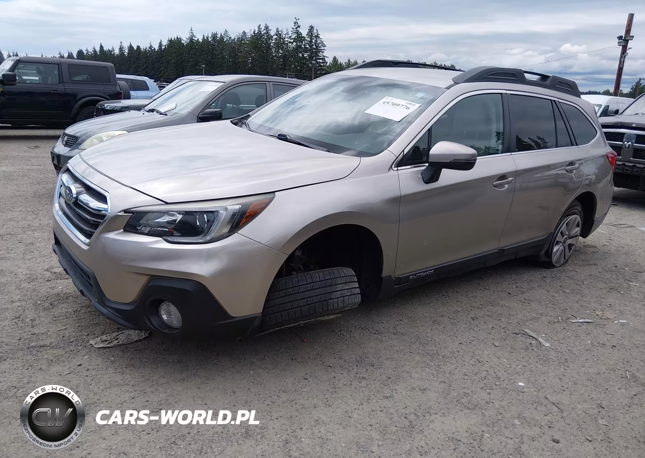 2018 Subaru Outback 2.5I Premium VIN:4S4BSAFC8J3220086 - 2