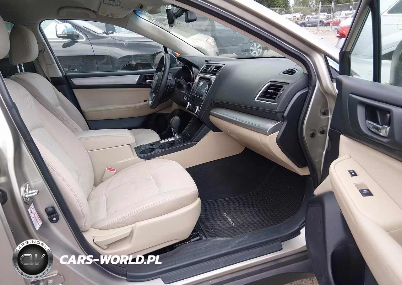 2018 Subaru Outback 2.5I Premium VIN:4S4BSAFC8J3220086 - 5
