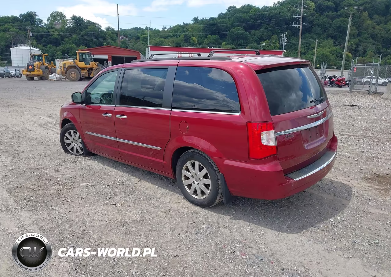 2014 Chrysler Town & Country Touring VIN:2C4RC1BGXER423616 - 3