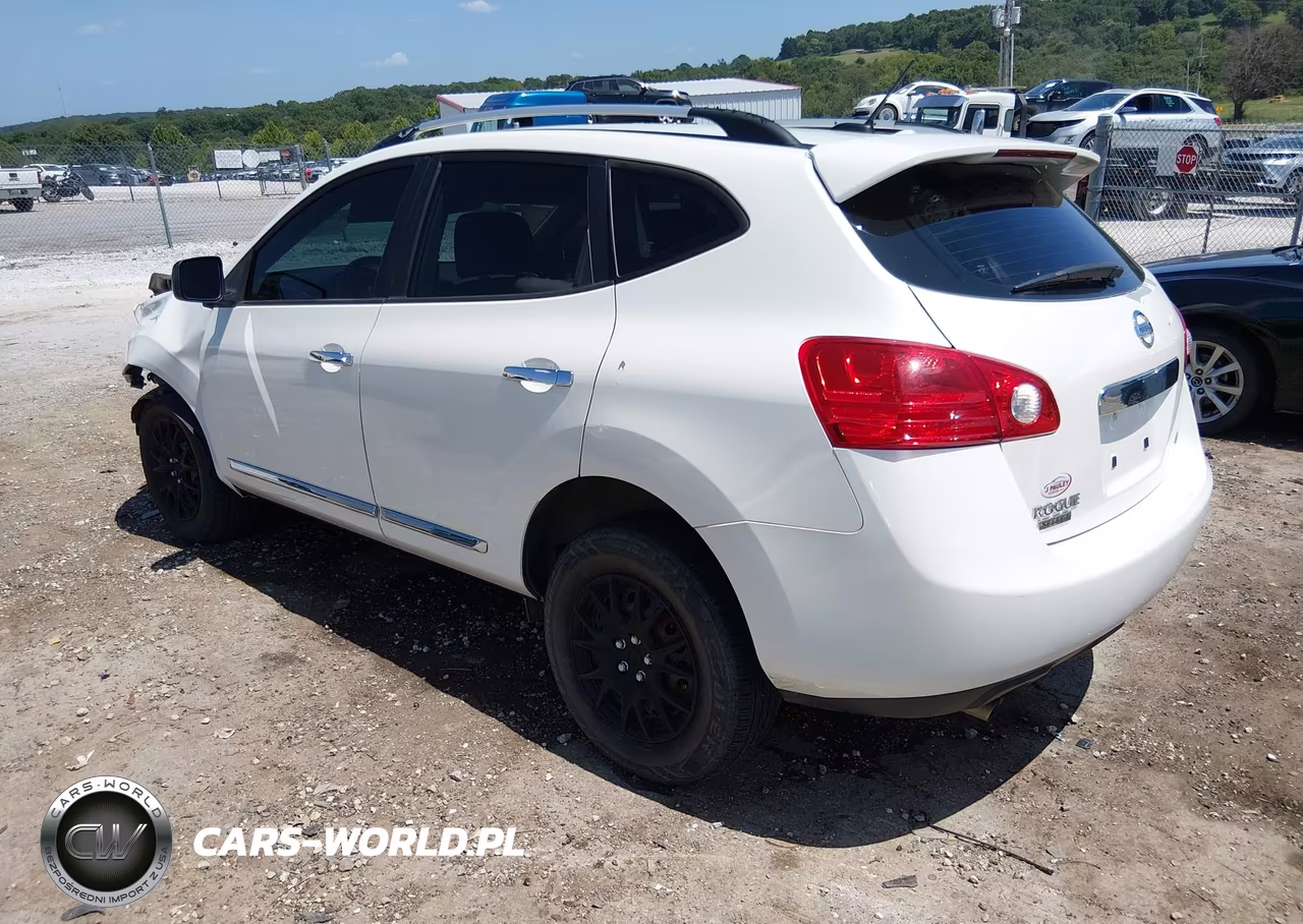 2014 Nissan Rogue Select S VIN:JN8AS5MV1EW706016 - 3