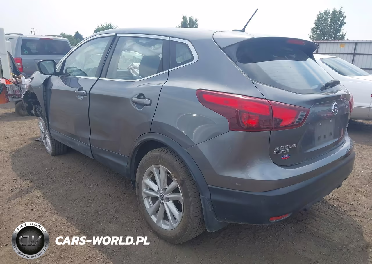 2019 Nissan Rogue Sport S VIN:JN1BJ1CR5KW310444 - 3