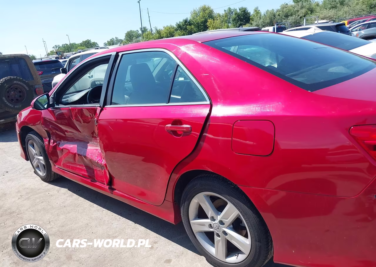 2014 Toyota Camry L VIN:4T1BF1FK4EU828411 - 14