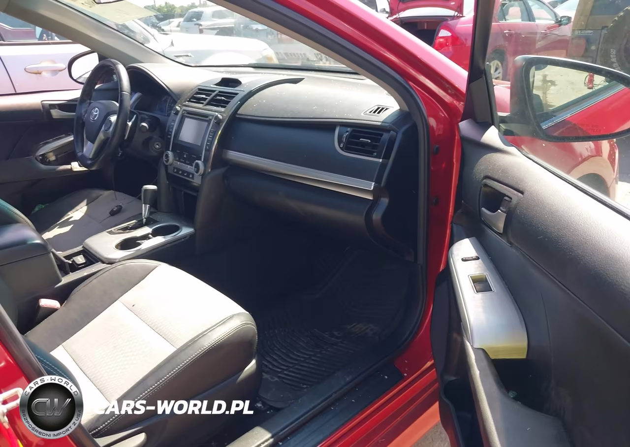 2014 Toyota Camry L VIN:4T1BF1FK4EU828411 - 5