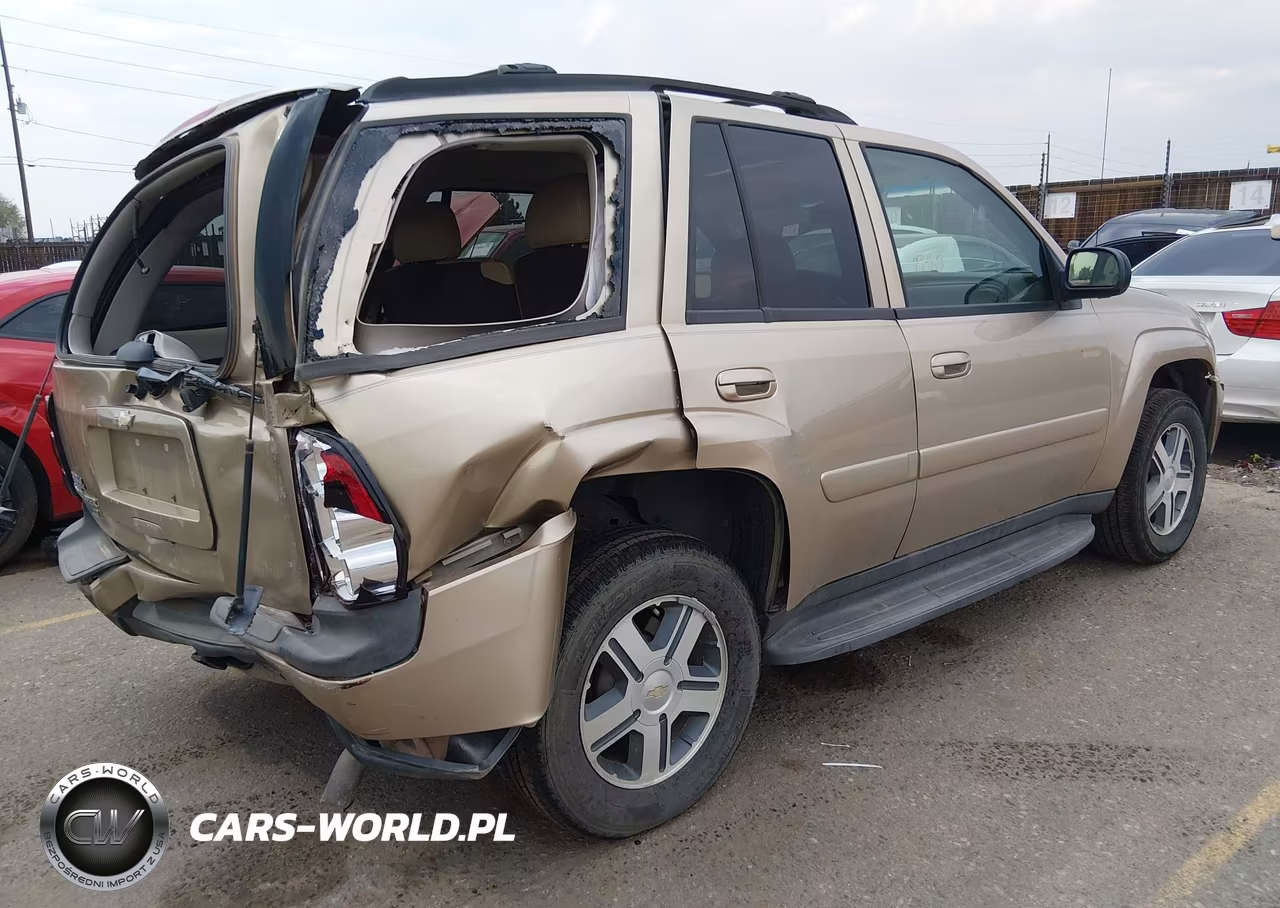2005 Chevrolet Trailblazer Lt VIN:1GNDT13S352274663 - 4