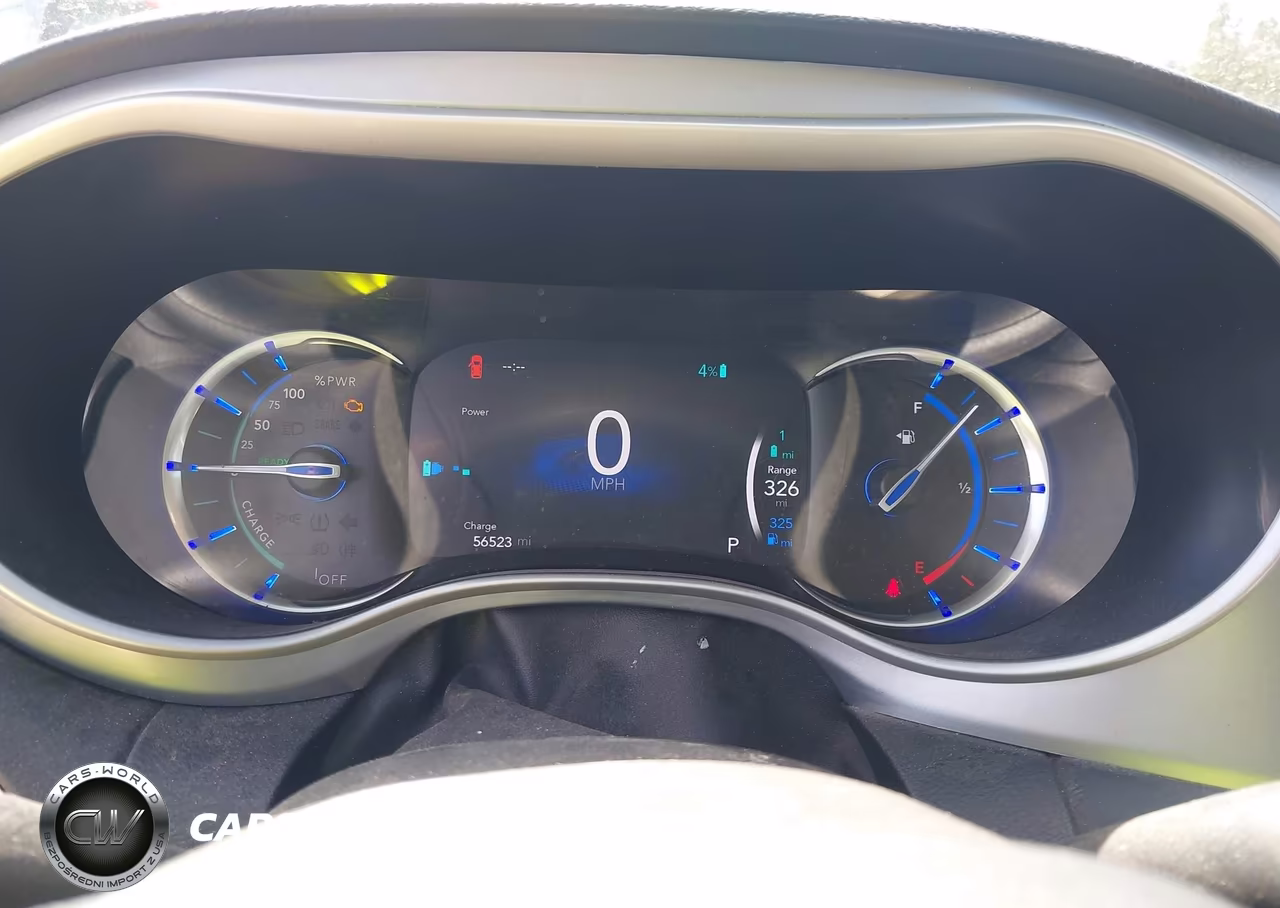 2017 Chrysler Pacifica Hybrid Touring Plus VIN:2C4RC1H73HR836196 - 7