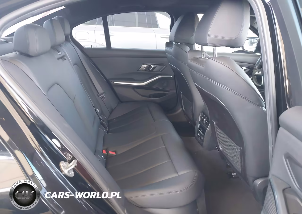 2019 BMW 330I VIN:3MW5R1J52K8B01056 - 8