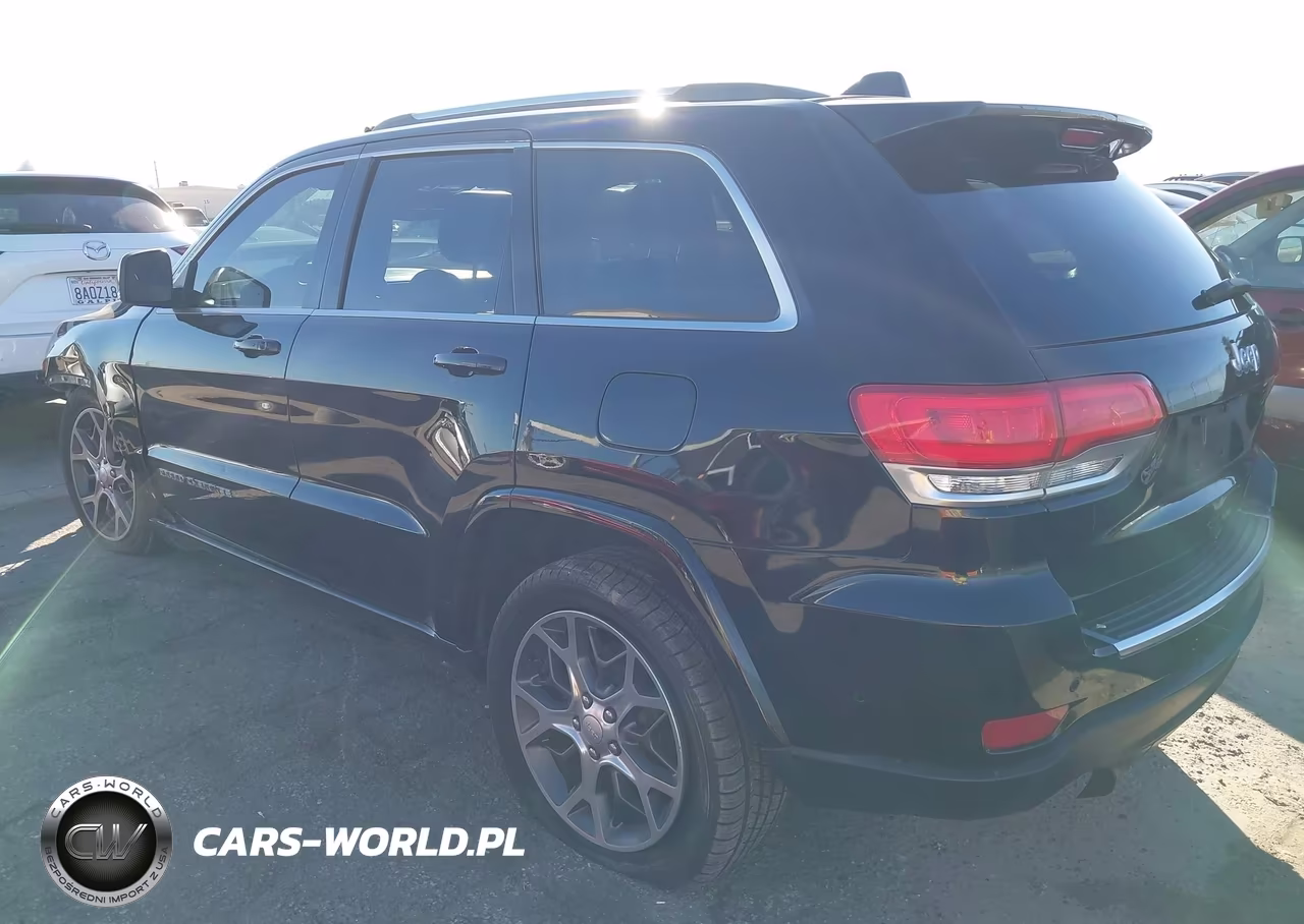 2018 Jeep Grand Cherokee Sterling Edition 4X2 VIN:1C4RJEBG5JC204837 - 3