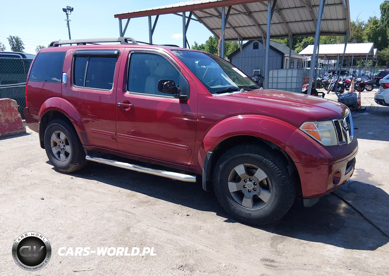 2005 Nissan Pathfinder Xe