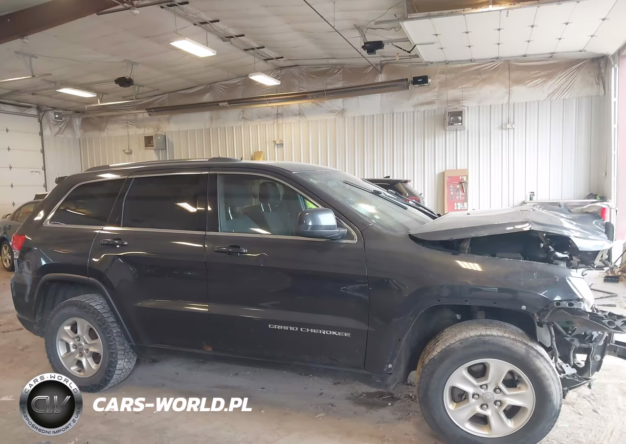 2014 Jeep Grand Cherokee Laredo VIN:1C4RJFAG1EC209028 - 13