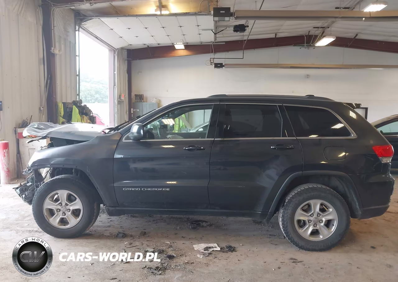 2014 Jeep Grand Cherokee Laredo VIN:1C4RJFAG1EC209028 - 14