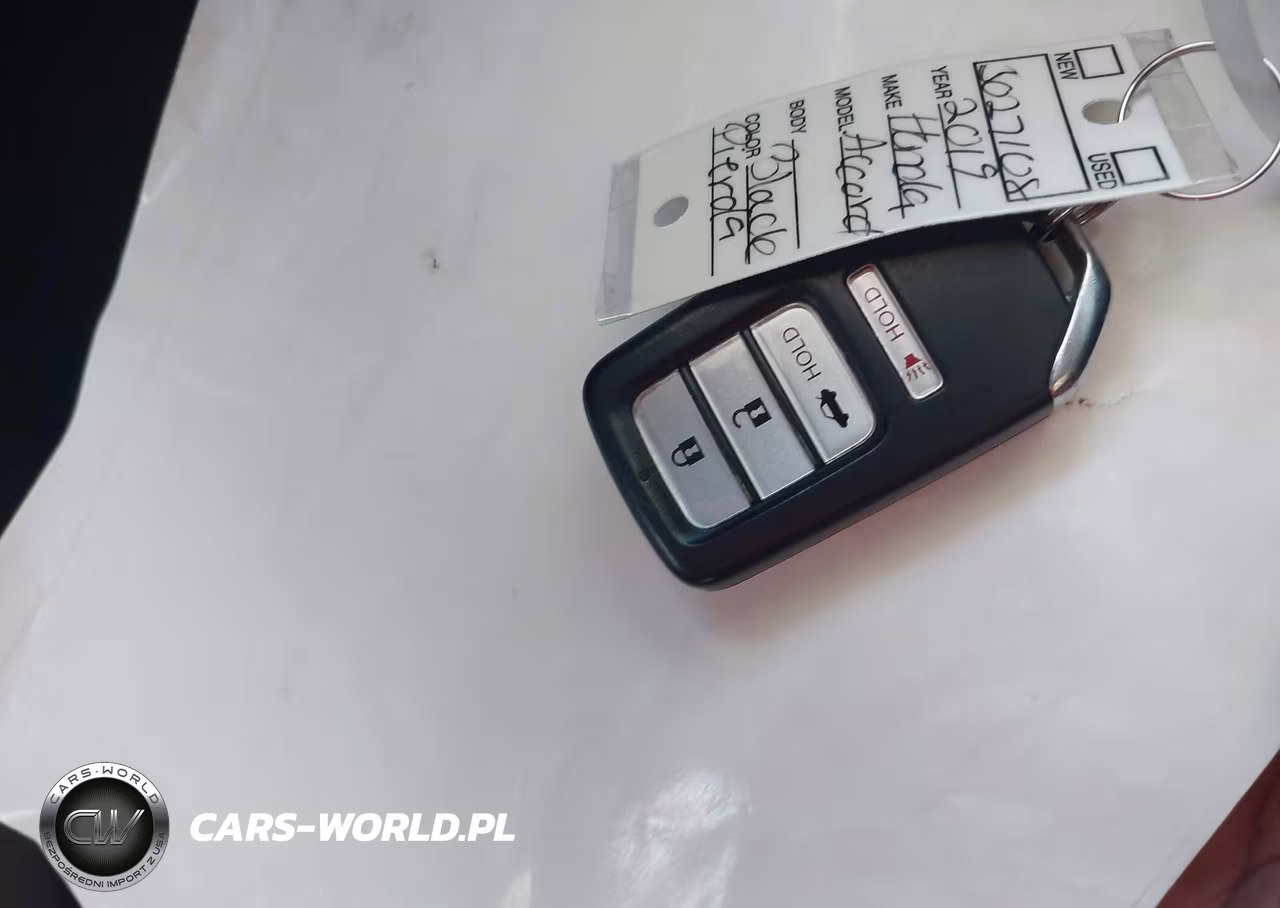 2019 Honda Accord Hybrid VIN:1HGCV3F10KA010378 - 11