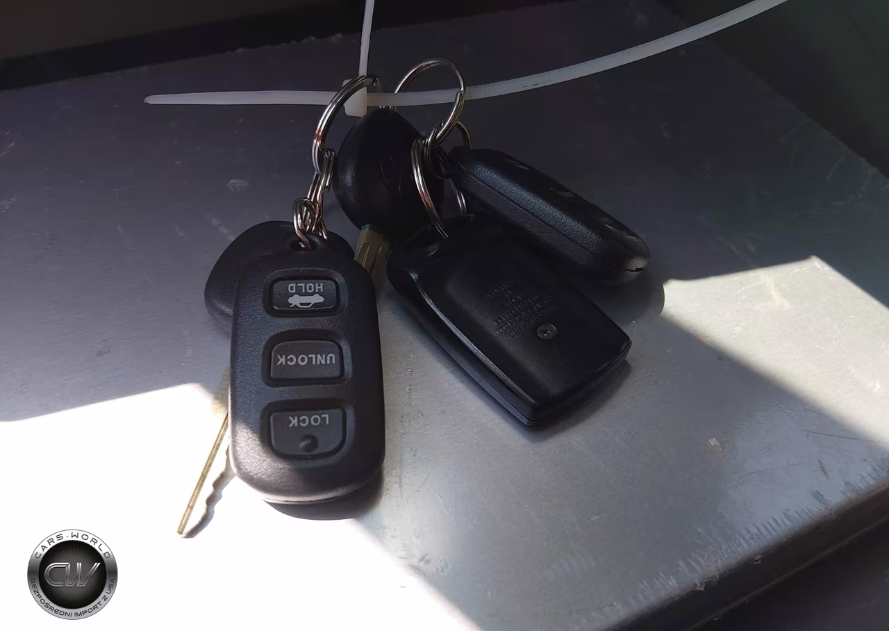 2004 Toyota Camry Xle V6 VIN:4T1BF30KX4U069394 - 11