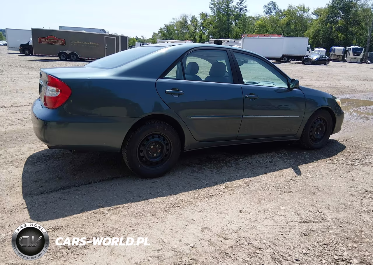 2004 Toyota Camry Xle V6 VIN:4T1BF30KX4U069394 - 4