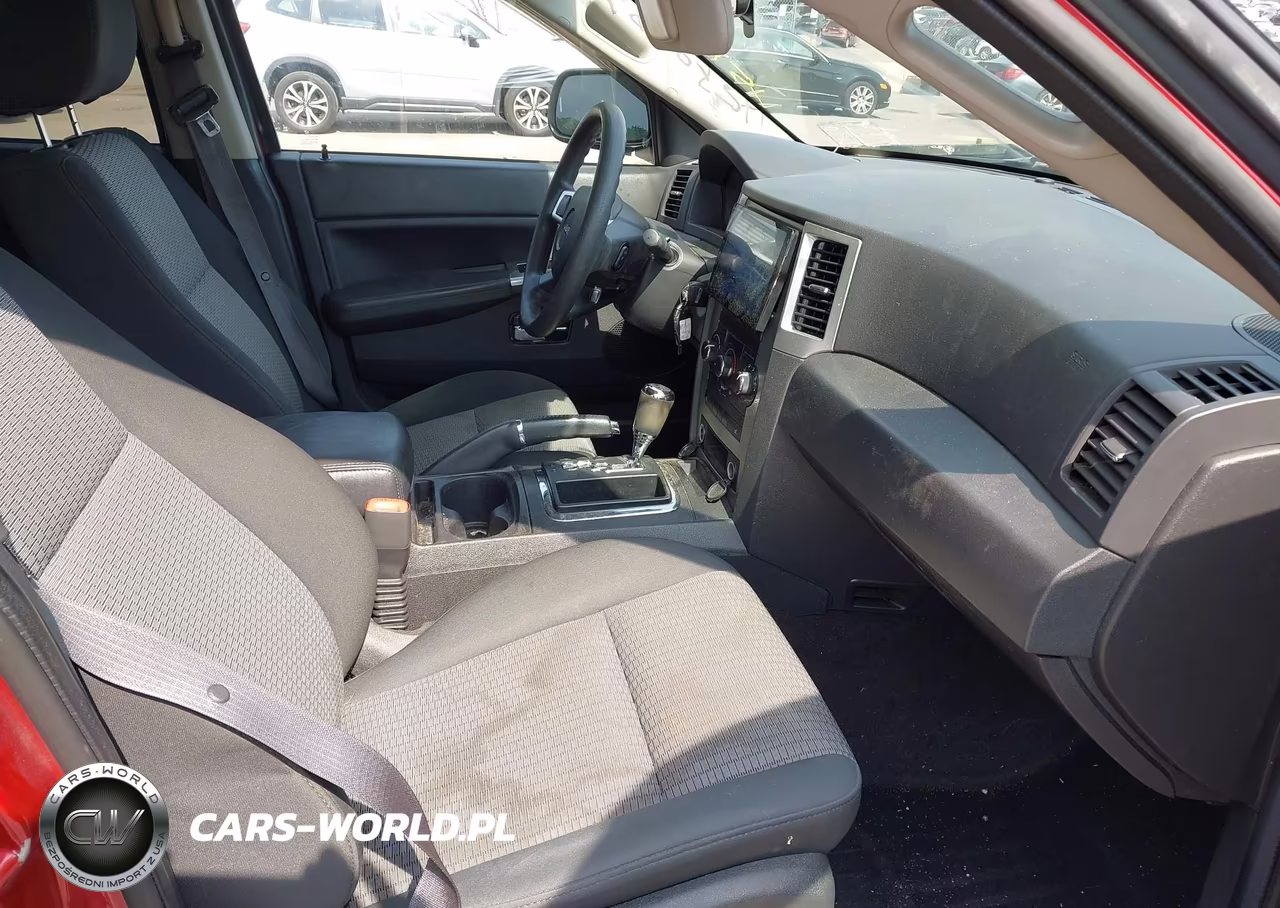 2009 Jeep Grand Cherokee Laredo VIN:1J8GR48K49C554308 - 5