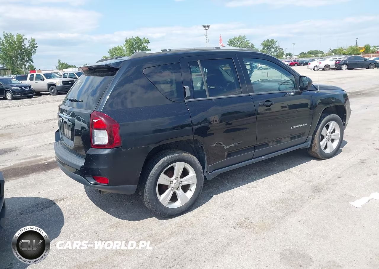 2016 Jeep Compass Sport VIN:1C4NJCBA4GD567986 - 4