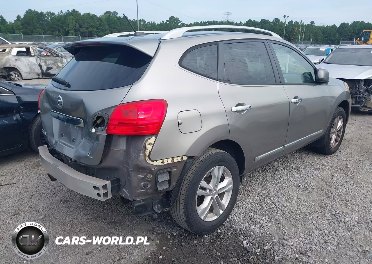 2011 Nissan Rogue Sv VIN:JN8AS5MT6BW576714 - 4