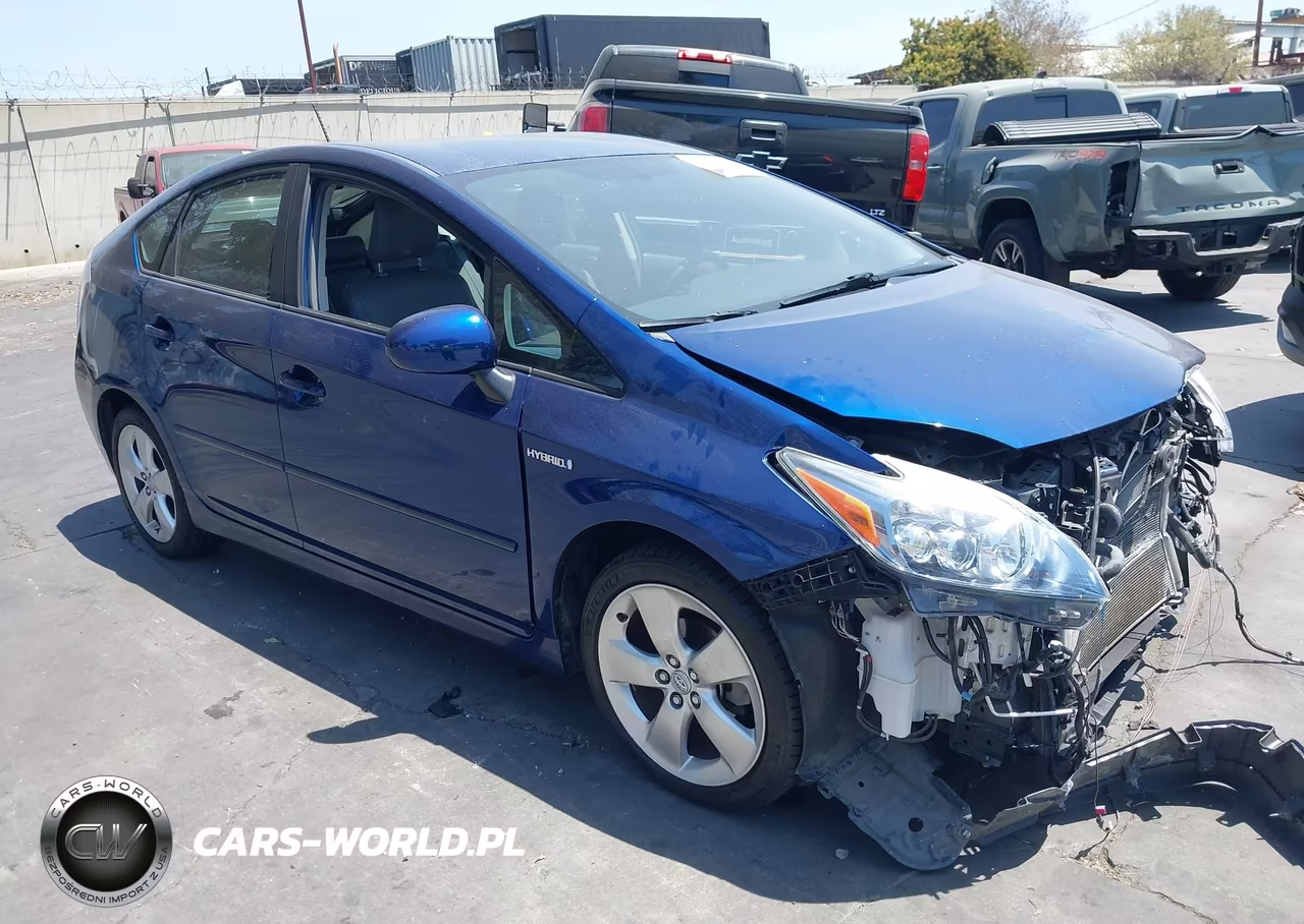 2010 Toyota Prius V – zdjęcie 1 z 14