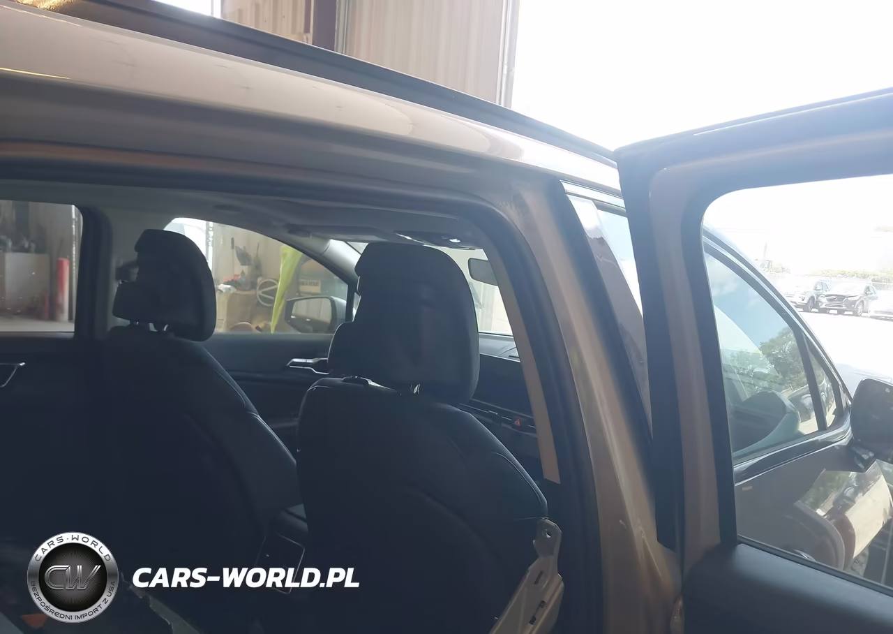 2026 Kia Sportage Sx-Prestige VIN:5XYK53DF1TG338466 - 8