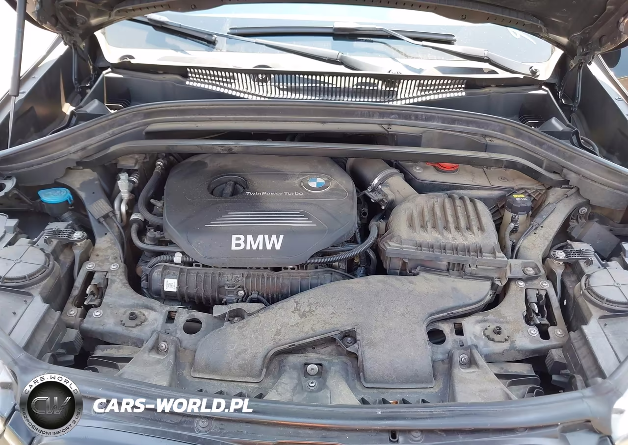 2018 BMW X1 xDrive28I VIN:WBXHT3C35J5L27860 - 10