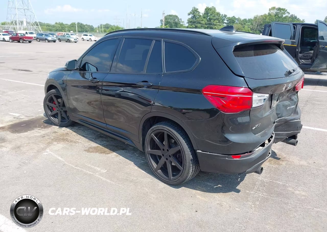 2018 BMW X1 xDrive28I VIN:WBXHT3C35J5L27860 - 3