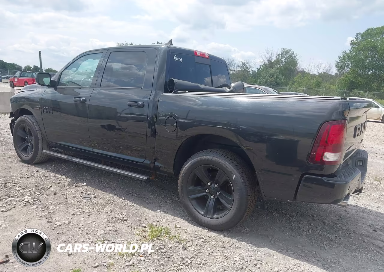 2018 Ram 1500 Sport VIN:1C6RR7MT9JS156769 - 3