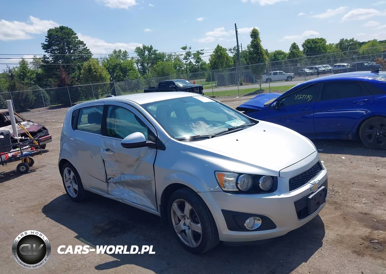 2015 Chevrolet Sonic Ltz Auto – zdjęcie 1 z 16
