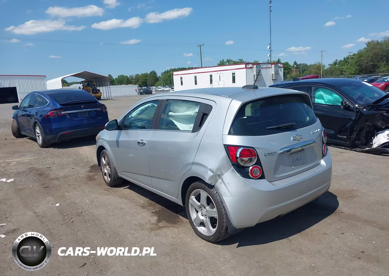 2015 Chevrolet Sonic Ltz Auto VIN:1G1JE6SB2F4212335 - 3