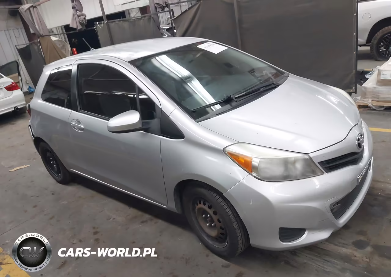 2013 Toyota Yaris L