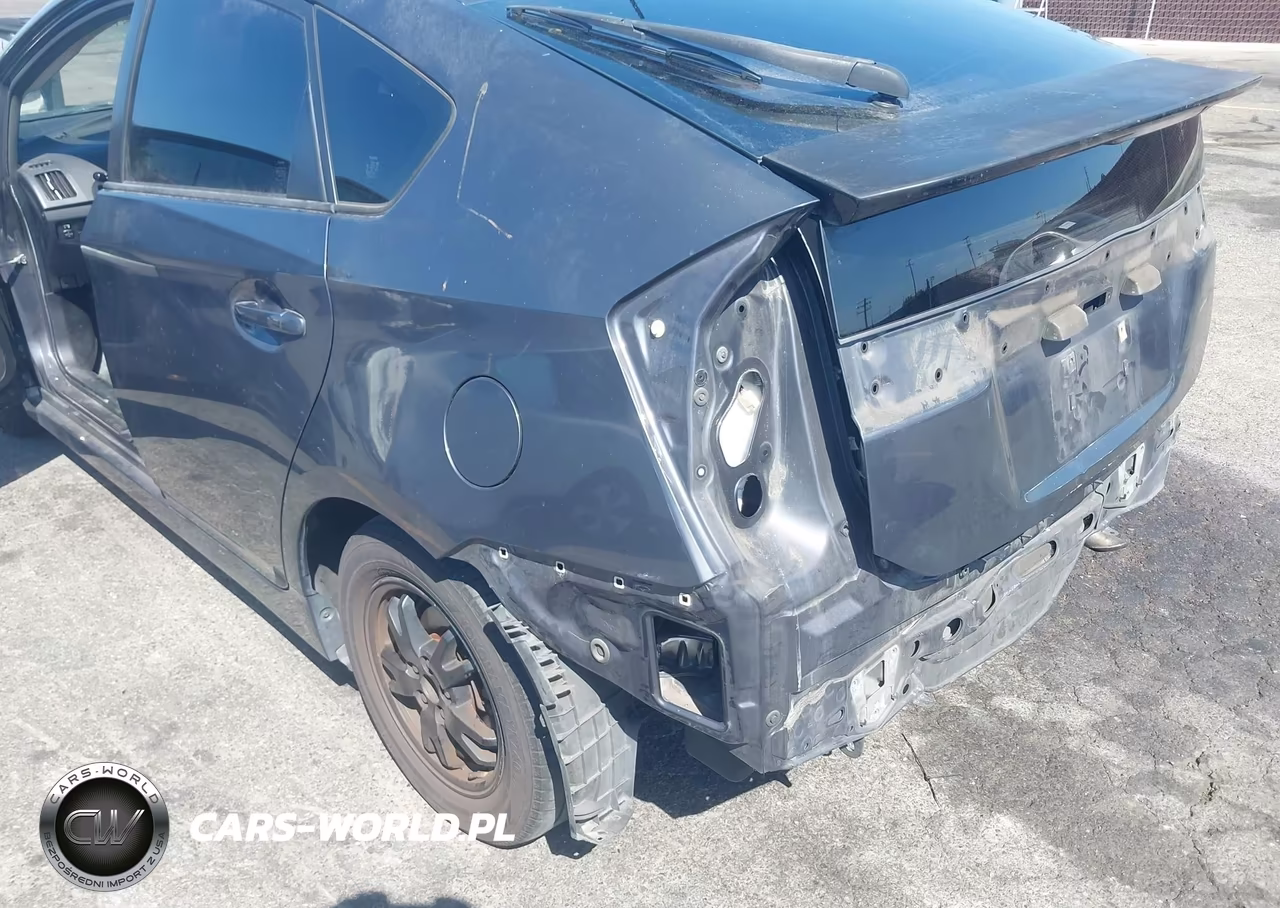 2013 Toyota Prius Two VIN:JTDKN3DU4D1656047 - 19