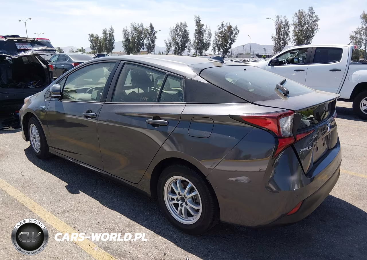 2020 Toyota Prius Le VIN:JTDKARFU6L3122451 - 3
