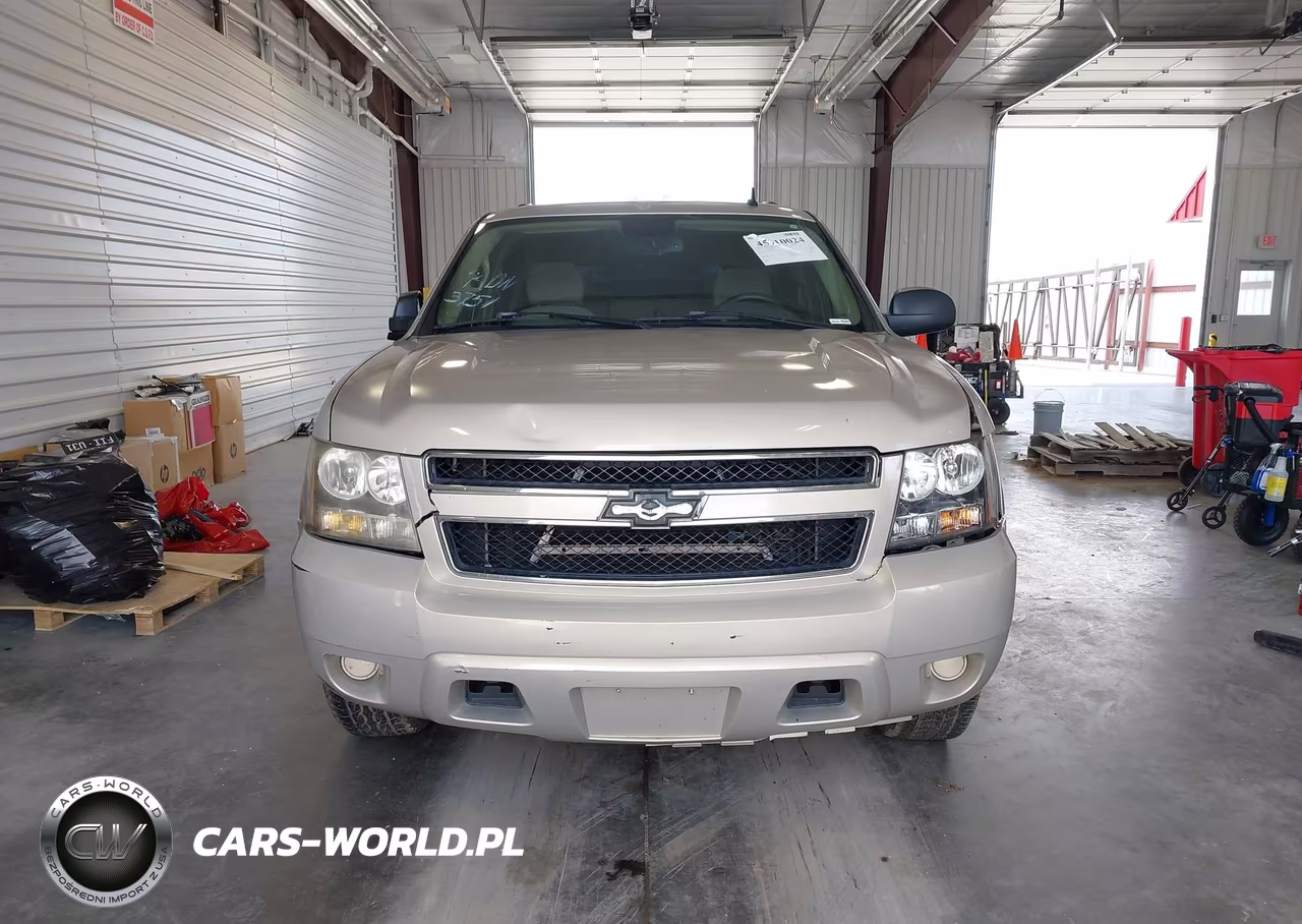 2007 Chevrolet Tahoe Ls VIN:1GNFC13C97J380108 - 12