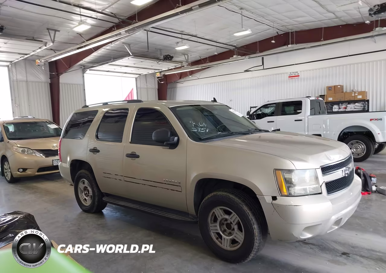 2007 Chevrolet Tahoe Ls VIN:1GNFC13C97J380108 - 13