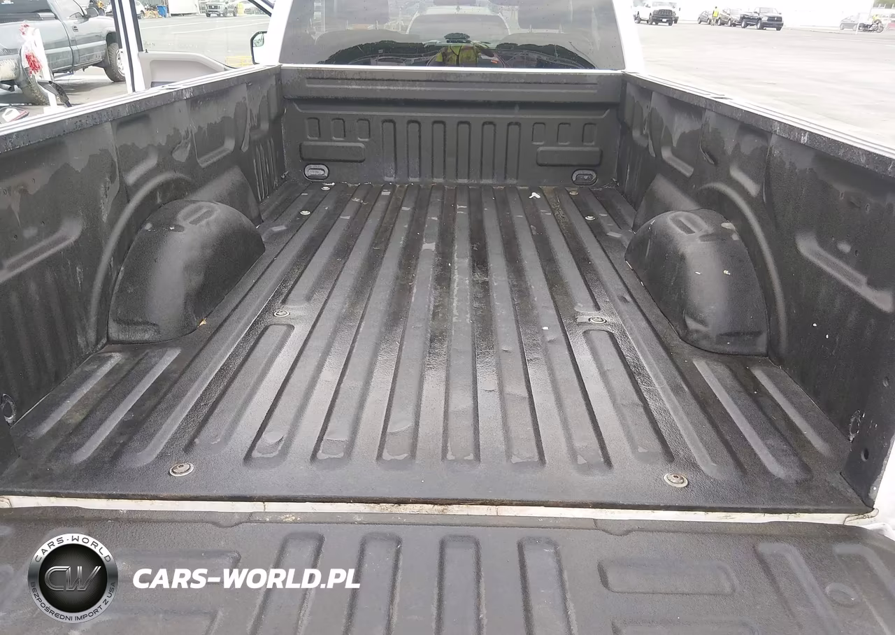 2019 Ford F-150 Xl VIN:1FTMF1EB8KKF32328 - 12