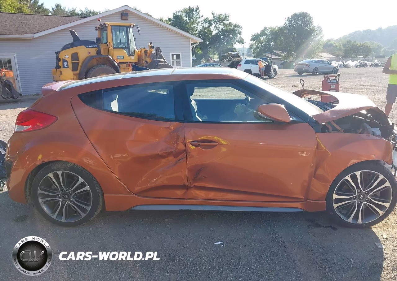2016 Hyundai Veloster Turbo VIN:KMHTC6AE7GU279771 - 14
