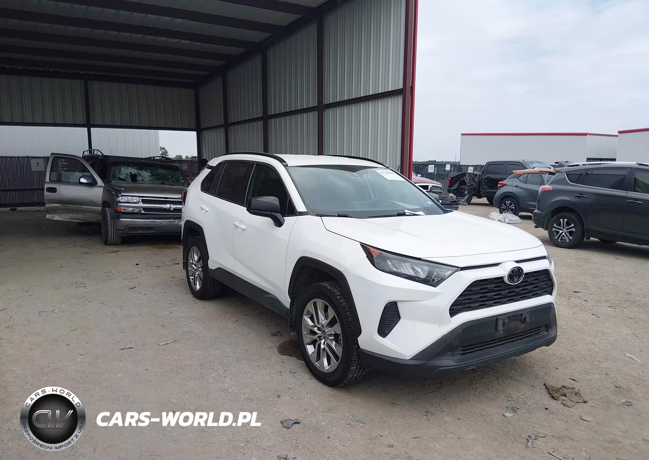 2019 Toyota Rav4 Le – zdjęcie 1 z 16
