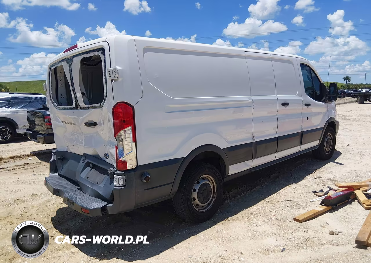 2018 Ford Transit-250 VIN:1FTYR2ZM3JKA43036 - 4