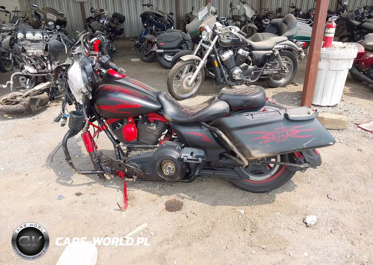 2014 Harley-Davidson Flhxs Street Glide Special VIN:1HD1KRM14EB701608 - 12